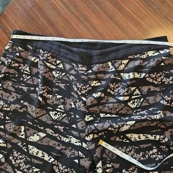 Michele Studio Abstract Print Pull On High Rise Taper Leg Pant Plus Sz 22 EUC - Picture 5 of 11